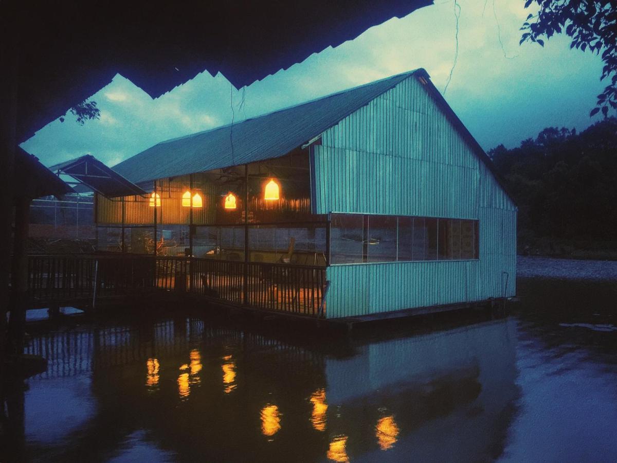 Homestay Bien Rung Gia Nghia Exteriör bild